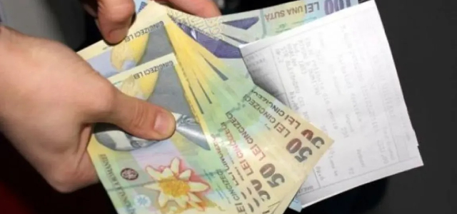 Atenție la PENSII și alocații: banii sosesc cu întârziere începând cu data de…