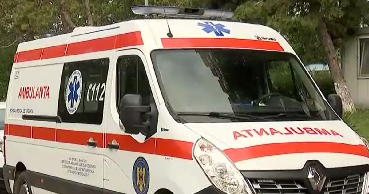 TRAGEDIE uriașă pe terenul de fotbal după ce un tânăr jucător s-a…