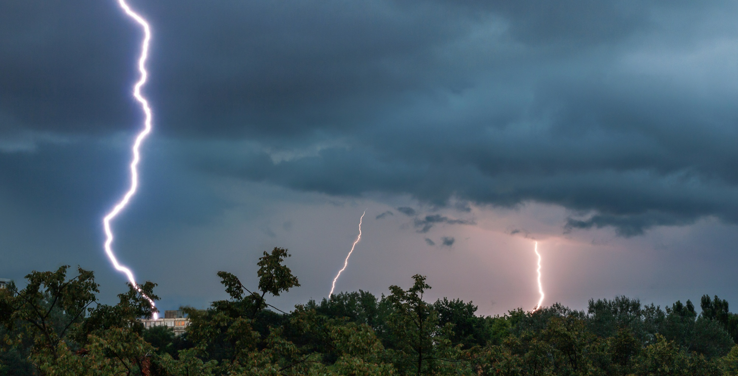 Vremea se SCHIMBĂ radical și meteorologii anunță că la munte va începe să…