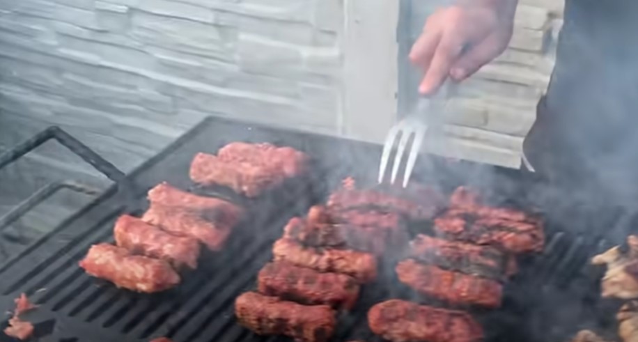 Eroarea gravă pe care mulți români o fac la GRĂTAR fără să știe că…