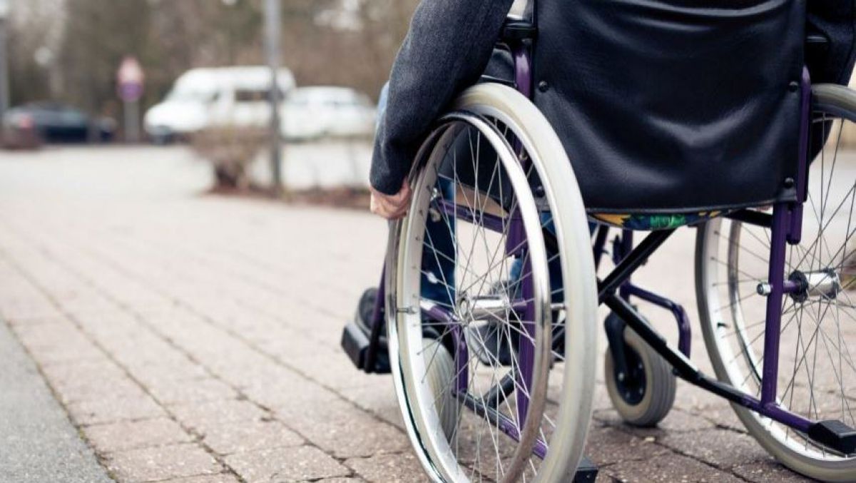 Persoanele cu handicap grav pot merge la tratament FĂRĂ ÎNSOȚITOR doar dacă…