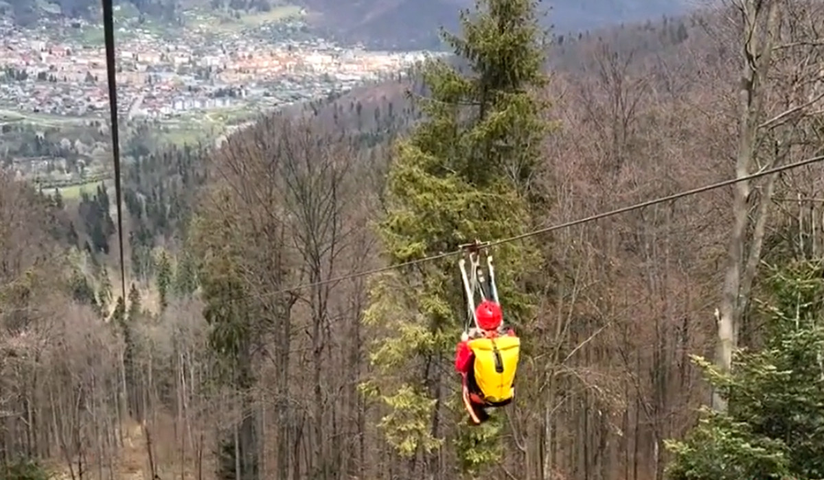 Senzații TARI la peste 100 km/h pentru turiștii care aleg să…
