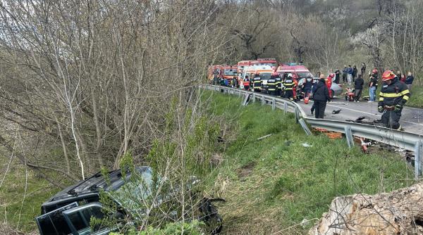ACCIDENT GRAV cu șapte victime și trafic blocat complet după ce…