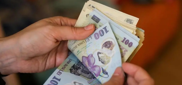 IMPORTANT pentru mii de români: Pensiile întârzie în luna mai până pe data de…