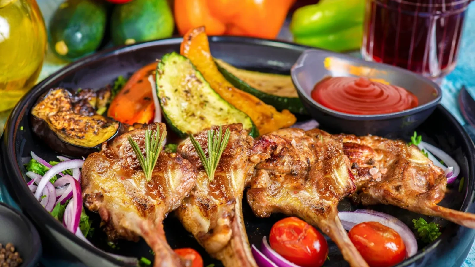 Ingredientul care distruge GUSTUL fripturii de miel dacă îl adaugi în …