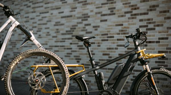 Douăzeci de BICICLETE electrice furate le-au adus românilor o pedeapsă de…