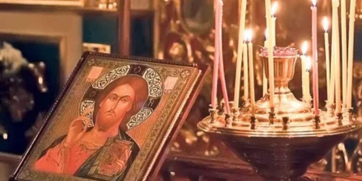 Preotul Dan Damaschin a explicat ce se ÎNTÂMPLĂ de fapt la slujbele de…
