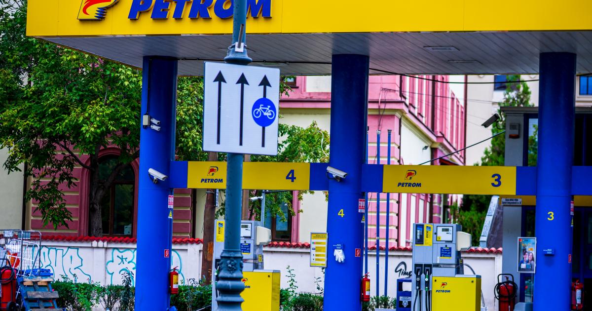 Veste excelentă pentru ȘOFERI după ce prețul carburanților a scăzut cu…