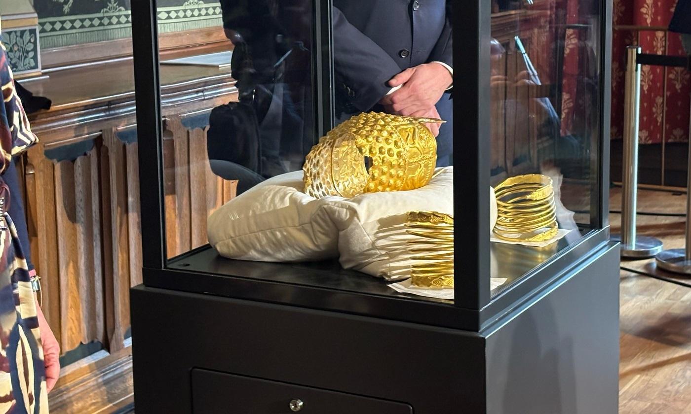 Tezaurul revine în țară, însă hoții au REFUZAT să spună unde se află...