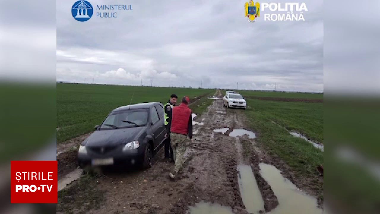 Un tată a fost ÎNCĂTUȘAT după ce polițiștii au văzut cine conducea mașina…