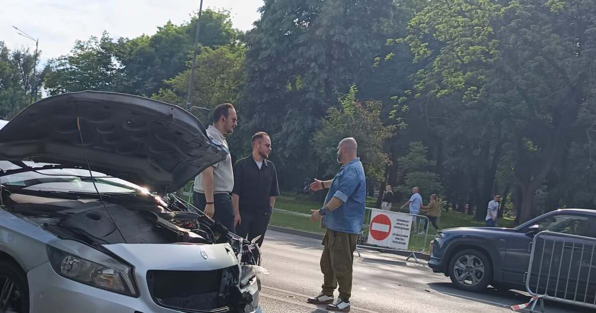 MANEVRA NEAȘTEPTATĂ a unui șofer a provocat un CARAMBOL după ce acesta a…