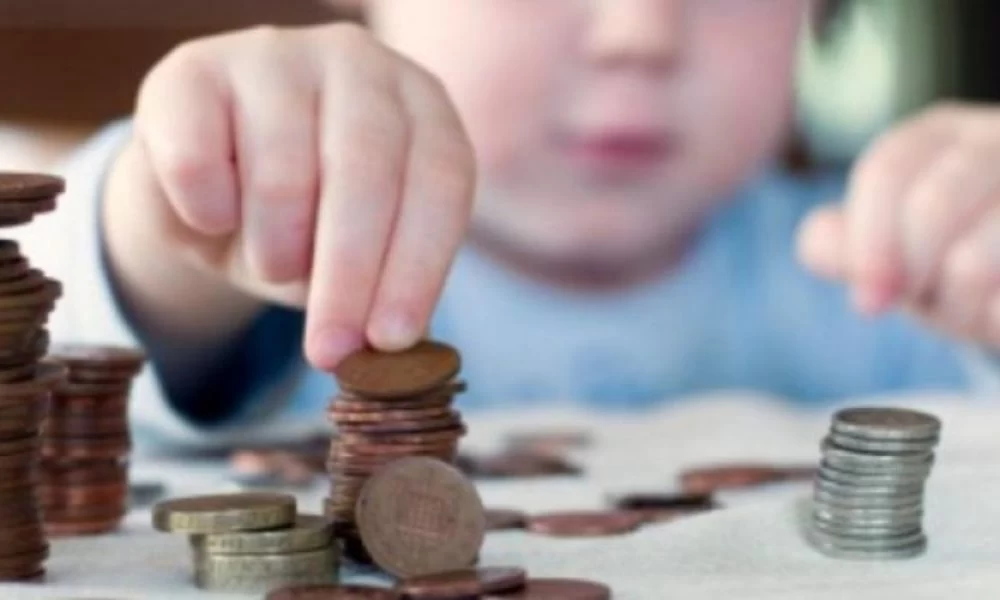 Părinții primesc alocațiile în iunie 2026, însă banii intră pe CARD începând cu data de…