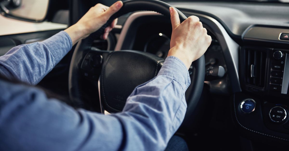 SCHIMBARE majoră pentru posesorii de permis categoria B care vor putea conduce…