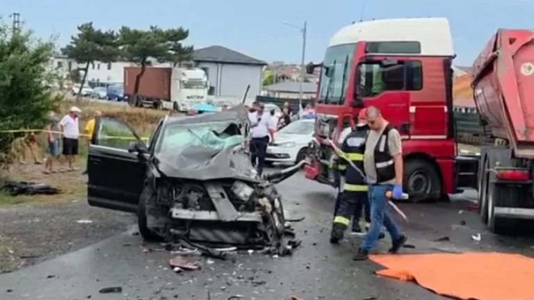 Tragedie rutieră pe DN 38. O șoferiță a murit și un bărbat a fost rănit după un accident violent între Techirghiol și Agigea