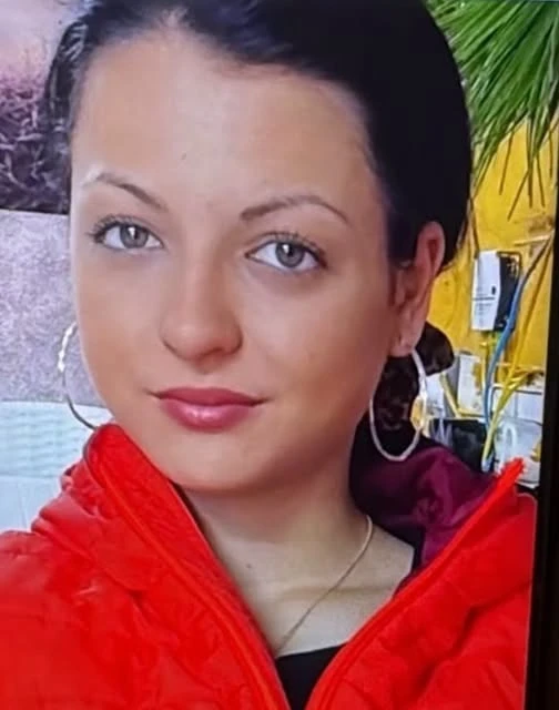 Adolescentă de 15 ani din Argeș dispărută fără urmă. Poliția a dat-o în urmărire națională