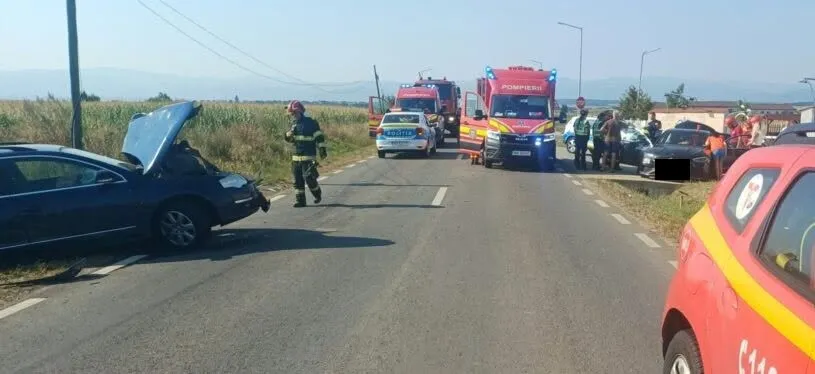 Accident rutier între Șura Mică și Ocna Sibiului. O femeie a ajuns la spital în urma coliziunii dintre două mașini