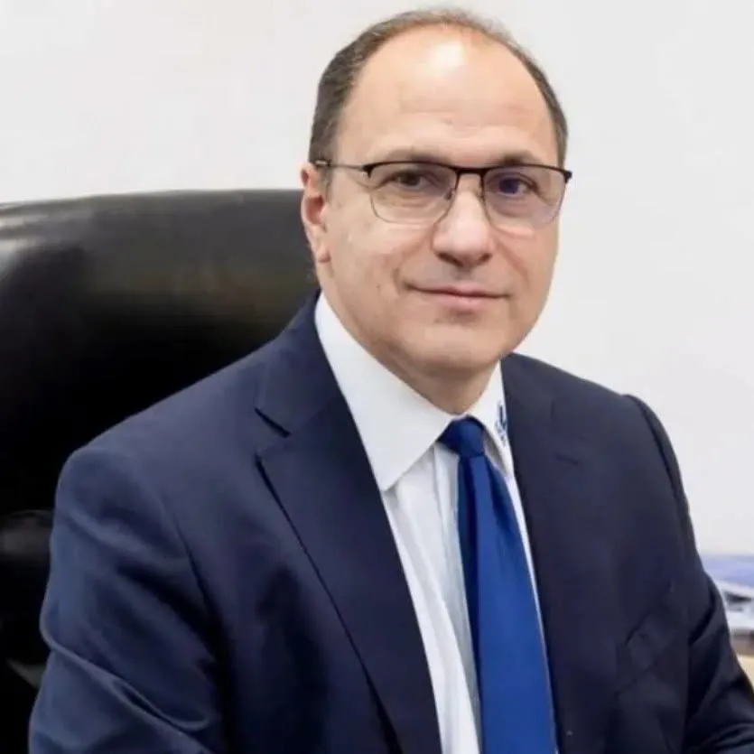 Solicitarea eurodeputatului Nicu Ștefănuță pentru creșterea bursei sociale a studenților. Ministerul Educației refuză majorarea sumei