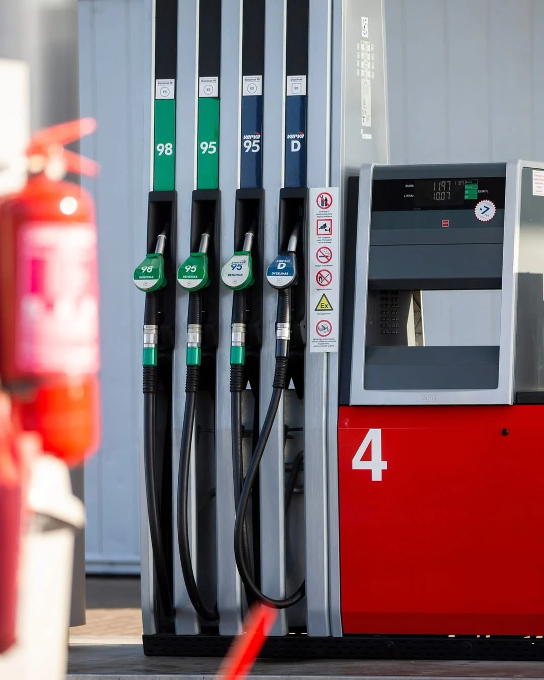 Prețurile la carburanți. Unde se găsește cea mai ieftină benzină din țară