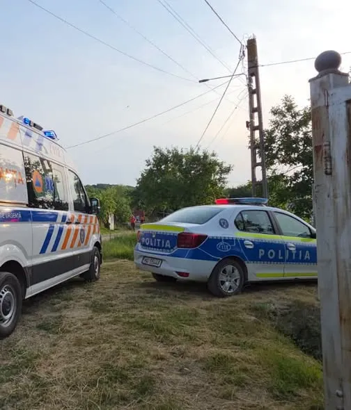 Dramă în județul Botoșani. Un nepot de fost primar, găsit fără suflare de propria mamă