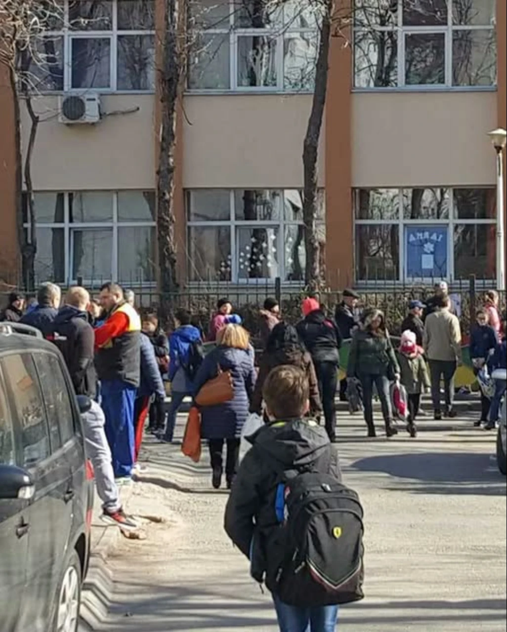 Este OFICIAL! Elevii NU merg la școală MÂINE în…
