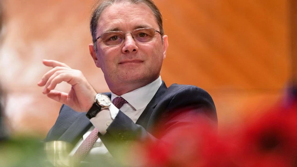 Luca Niculescu vrea un Guvern competent, susținut de o majoritate parlamentară. PSD pune condiții economice